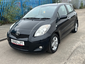 Used Toyota Yaris 2010 for sale - 76293136: Photo 3