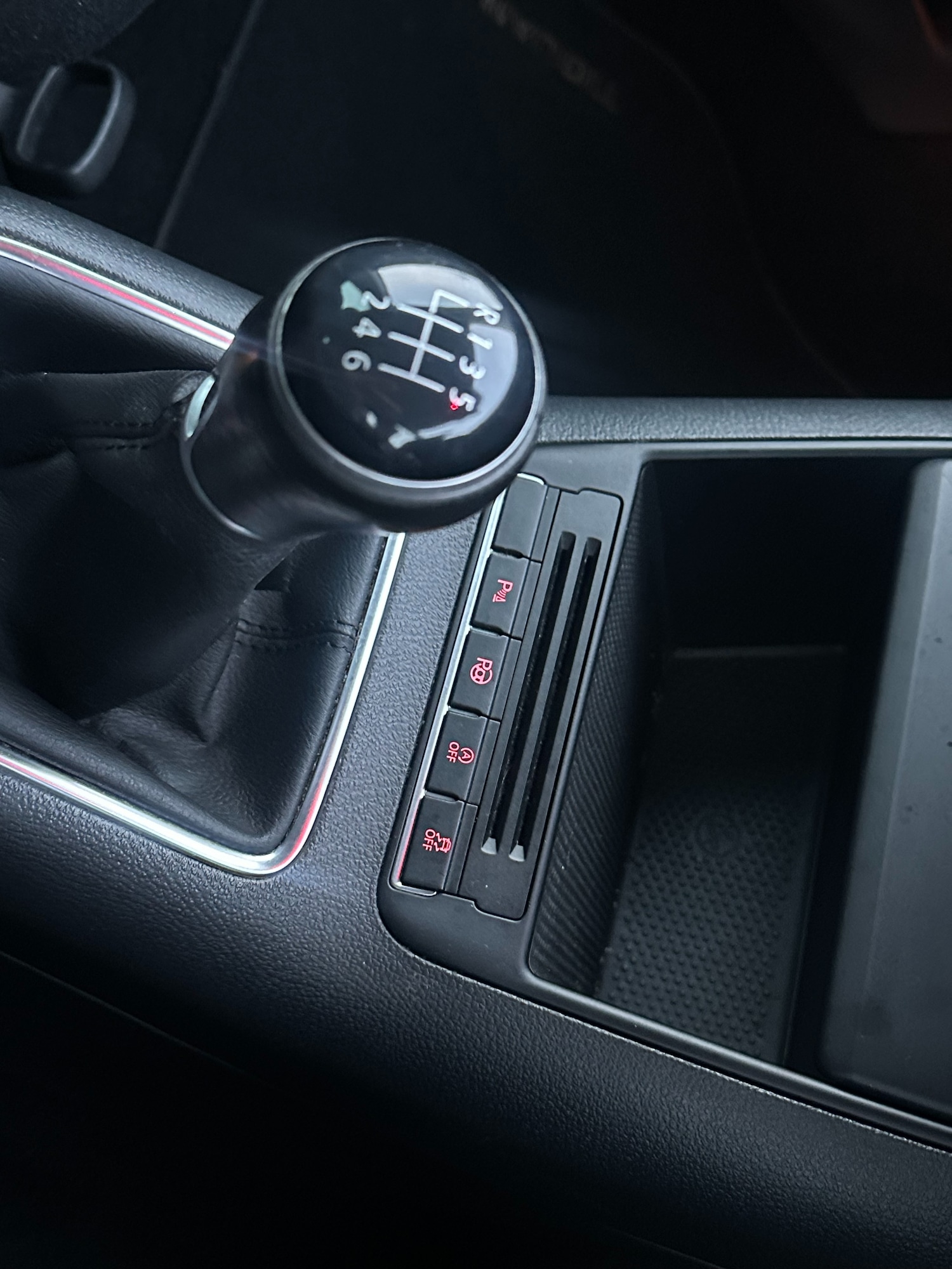 Used Volkswagen Tiguan 2011 for sale - 77094500: Photo 13