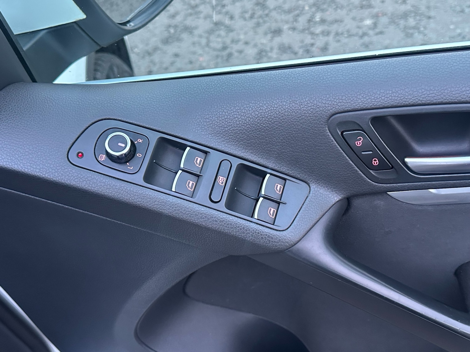 Used Volkswagen Tiguan 2011 for sale - 77094500: Photo 14