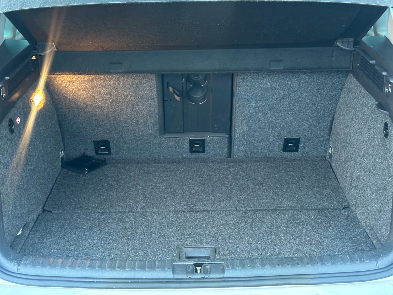 Used Volkswagen Tiguan 2011 for sale - 77094500: Photo 18