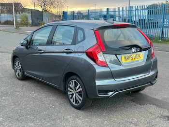 Used Honda Jazz 2019 for sale - 76589942: Photo