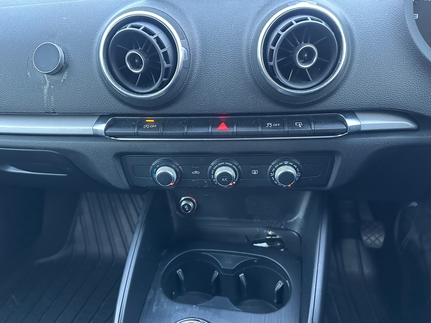 Used Audi A3 2015 for sale - 77073358: Photo 12