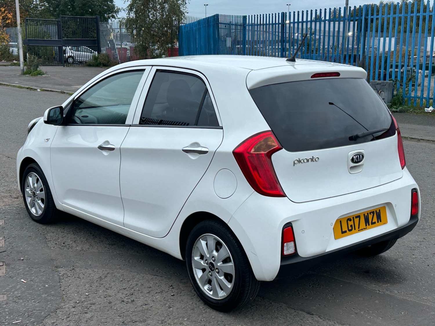Used Kia Picanto 2017 for sale - 76375683: Photo 4