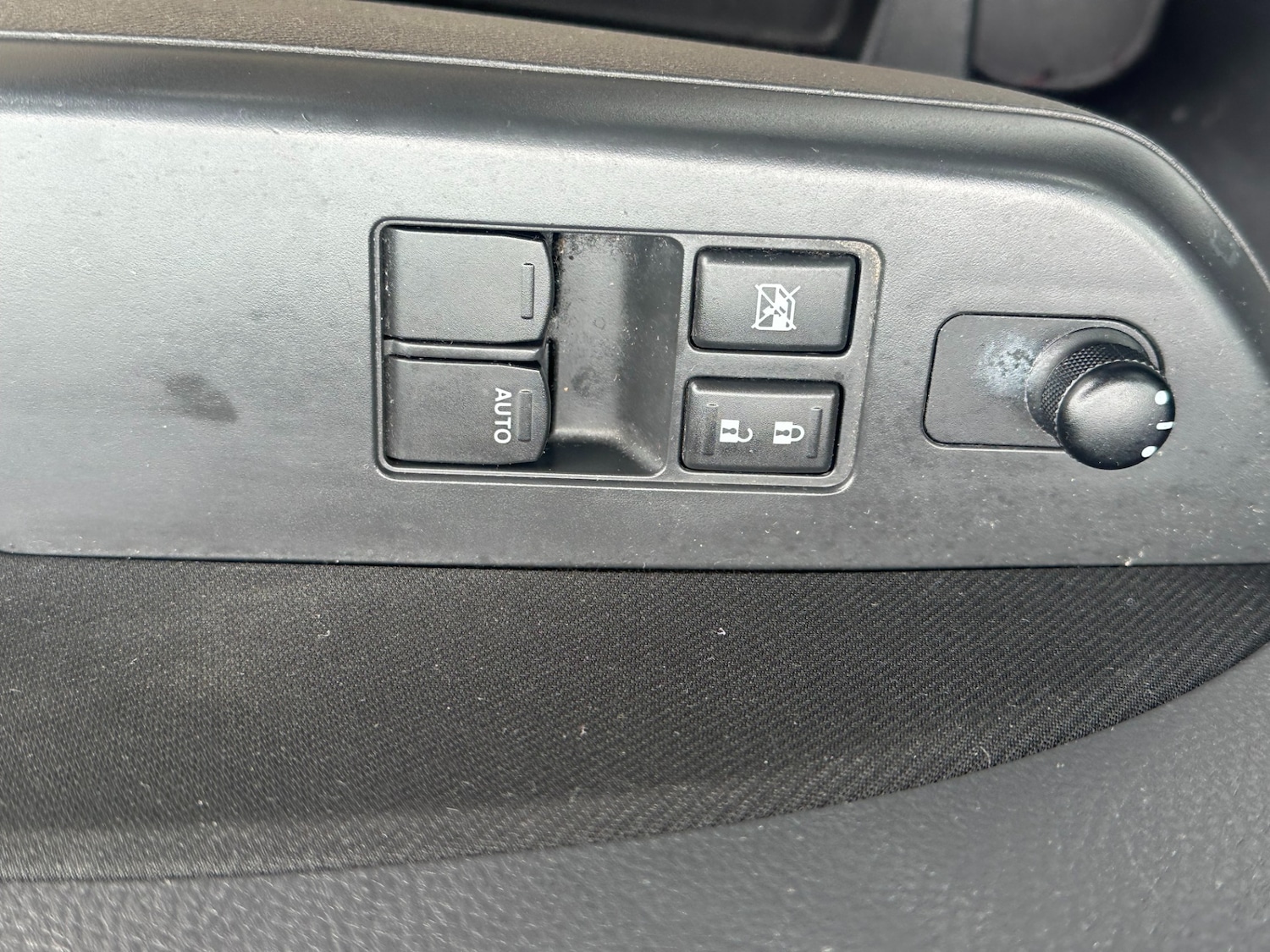 Used Suzuki Swift 2013 for sale - 76070505: Photo 13