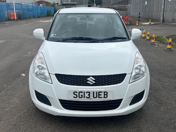 Used Suzuki Swift 2013 for sale - 76070505: Photo 2