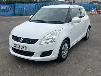 Used Suzuki Swift 2013 for sale - 76070505: Photo 3