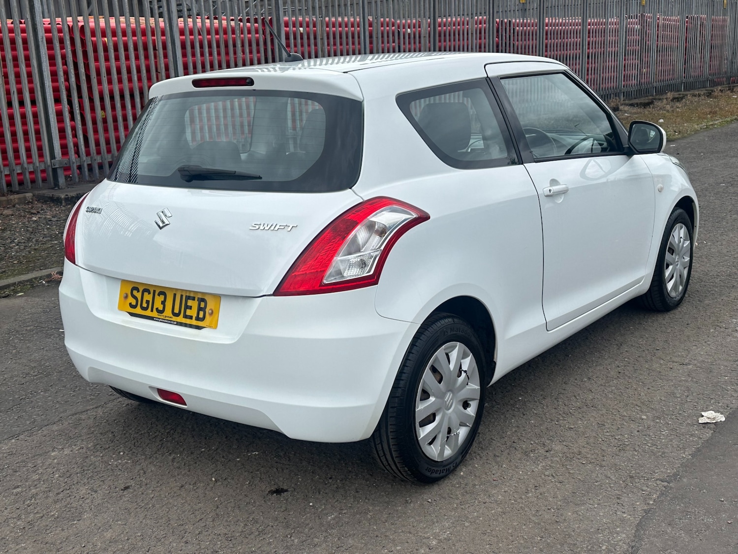 Used Suzuki Swift 2013 for sale - 76070505: Photo 6