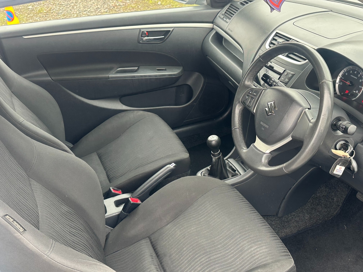 Used Suzuki Swift 2013 for sale - 76070505: Photo 7