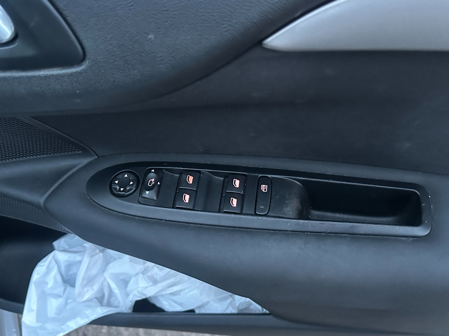 Used Citroen C4 2015 for sale - 77077904: Photo 14