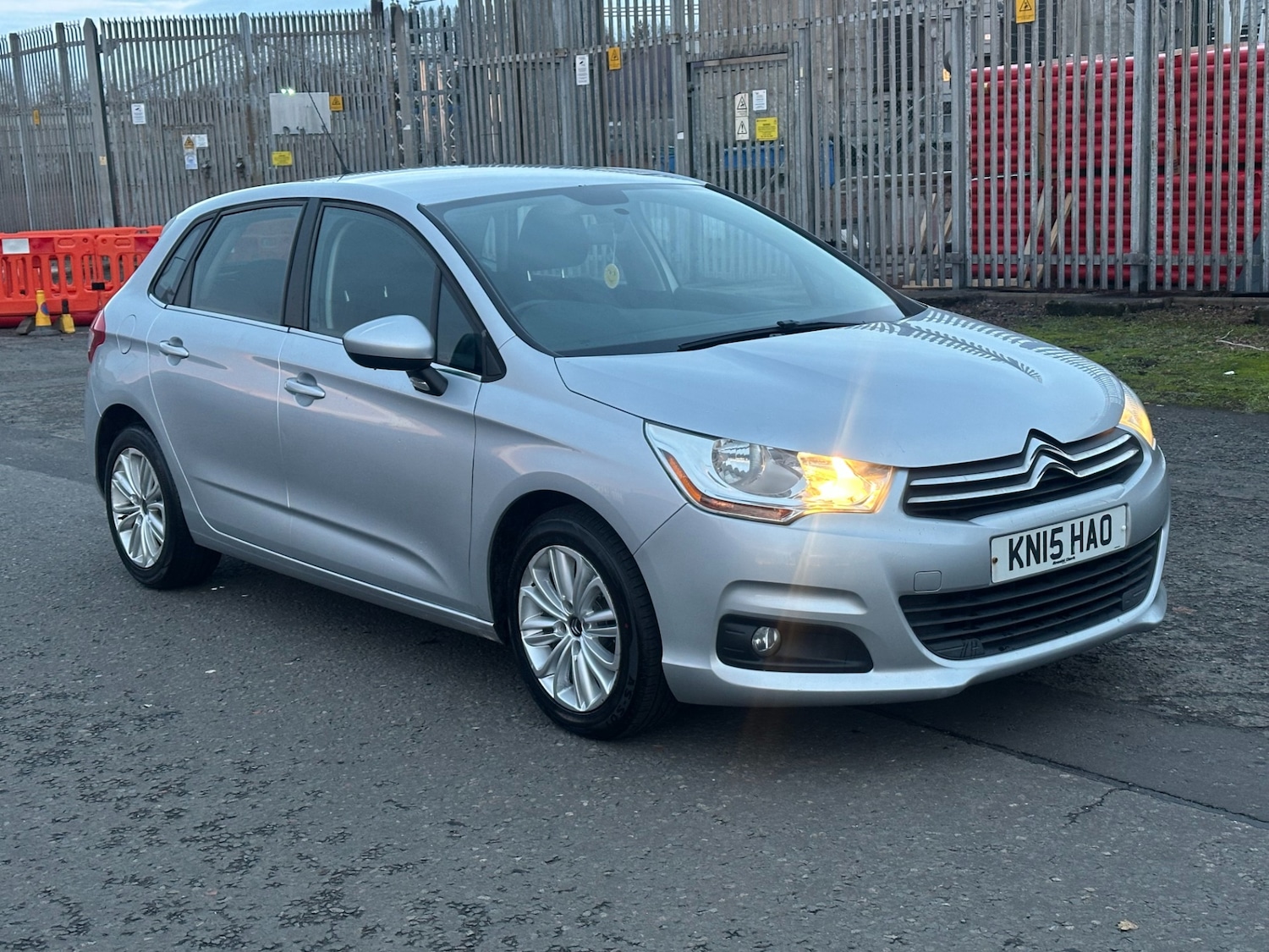 Used Citroen C4 2015 for sale - 77077904: Photo 4