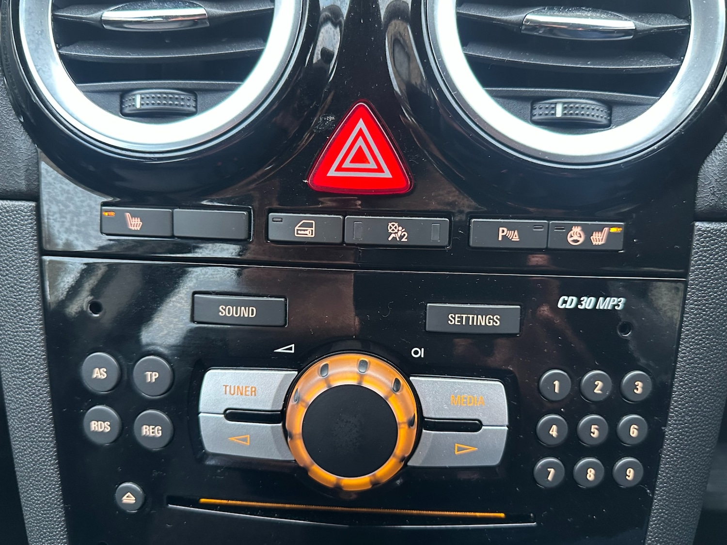 Used Vauxhall Corsa 2013 for sale - 77247591: Photo 14