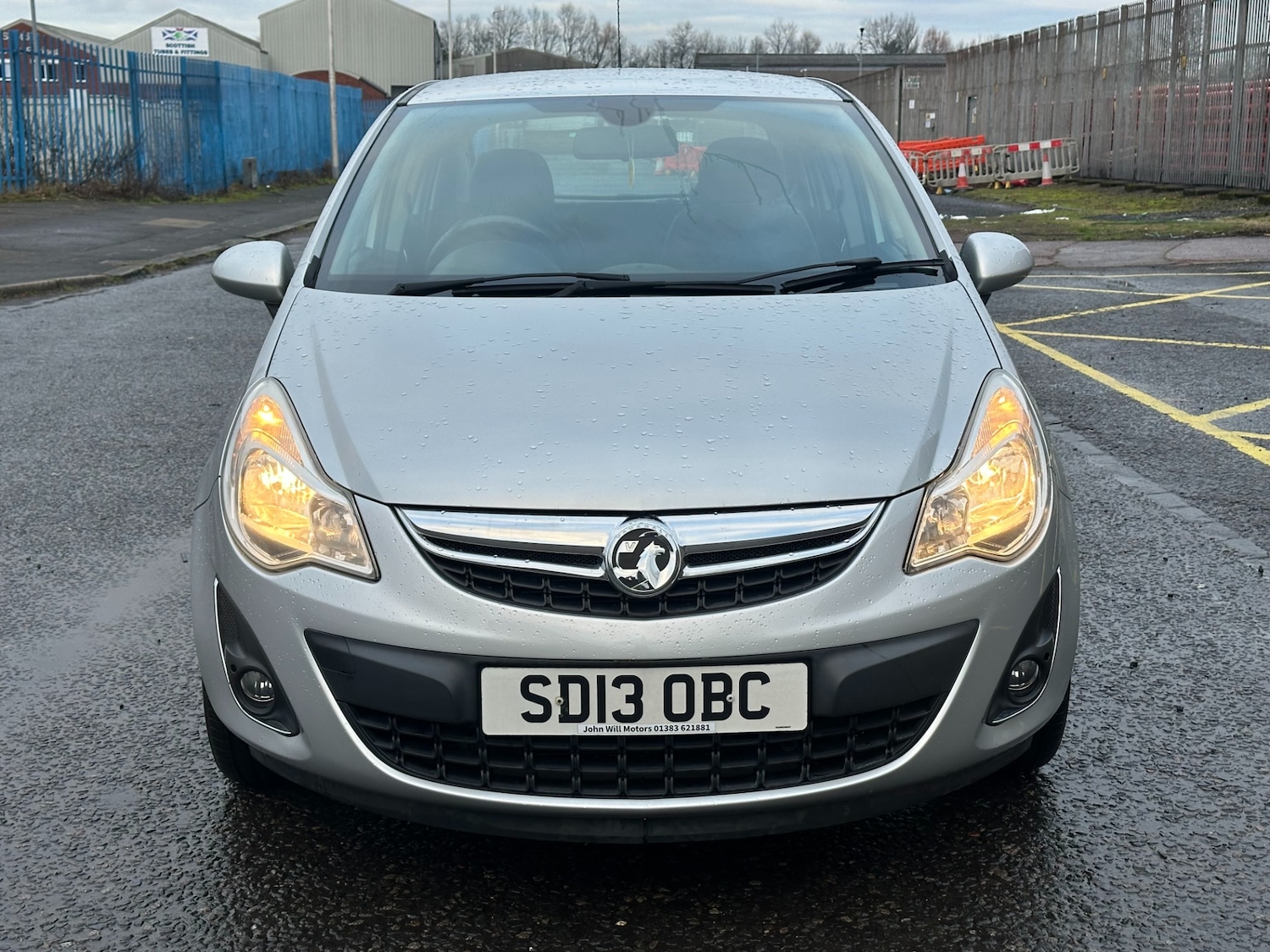 Used Vauxhall Corsa 2013 for sale - 77247591: Photo 2