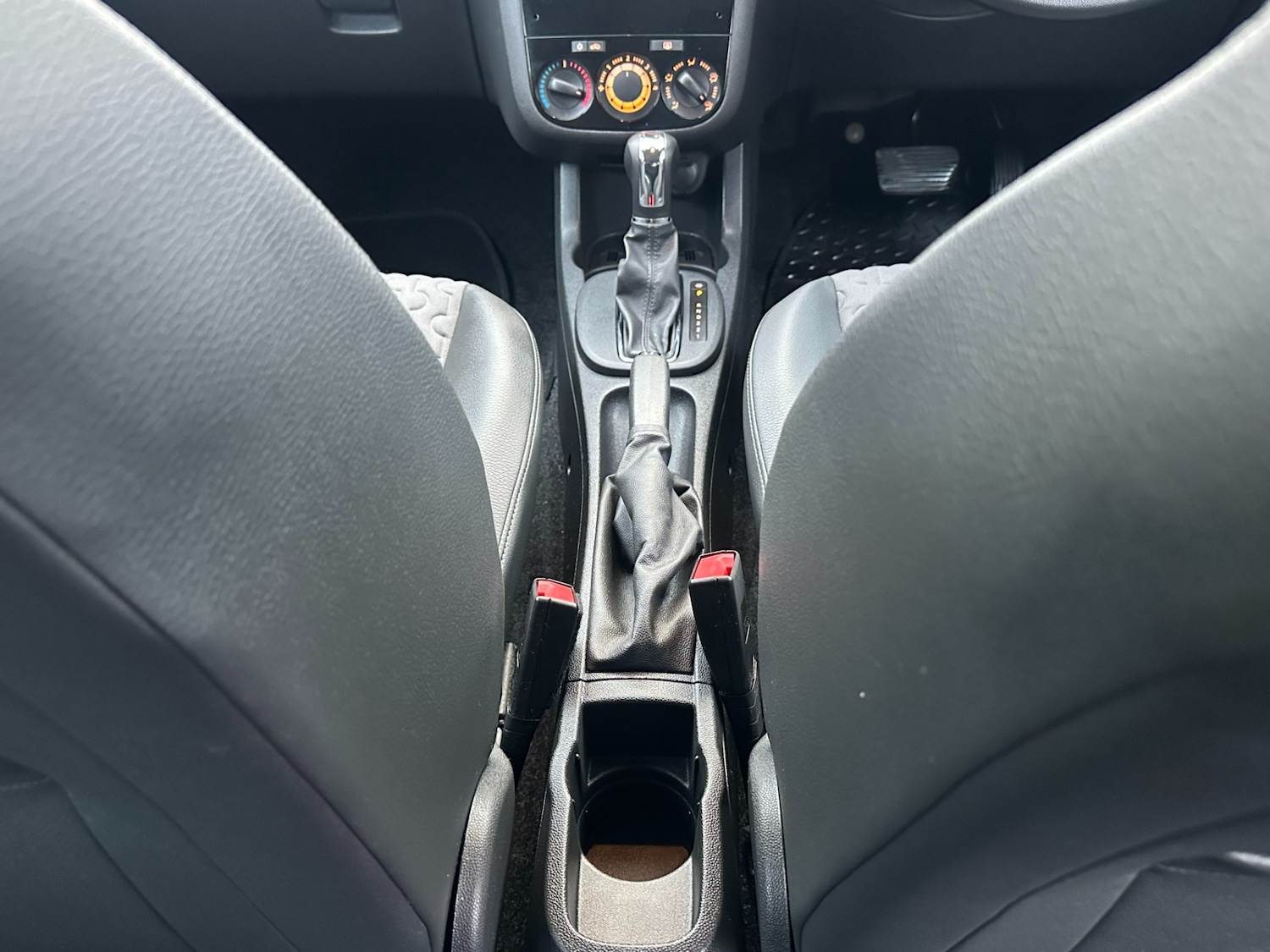 Used Vauxhall Corsa 2013 for sale - 77247591: Photo 9