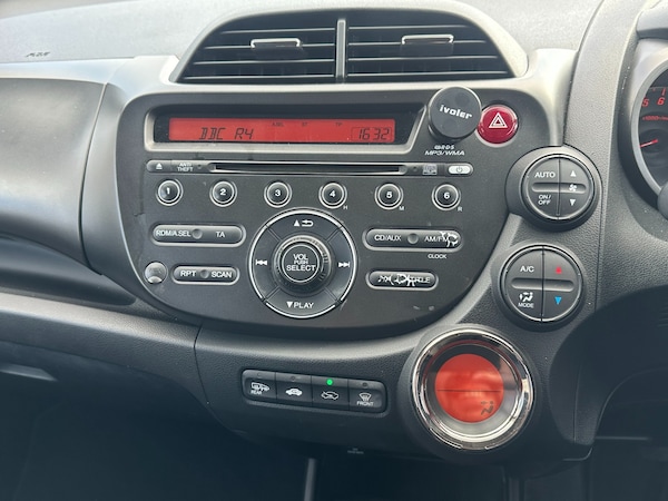 Used Honda Jazz 2014 for sale - 75245021: Photo 12