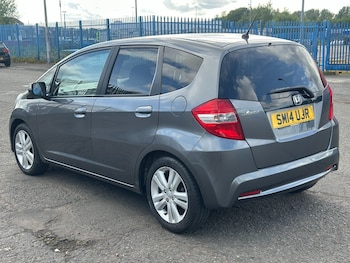 Used Honda Jazz 2014 for sale - 75245021: Photo