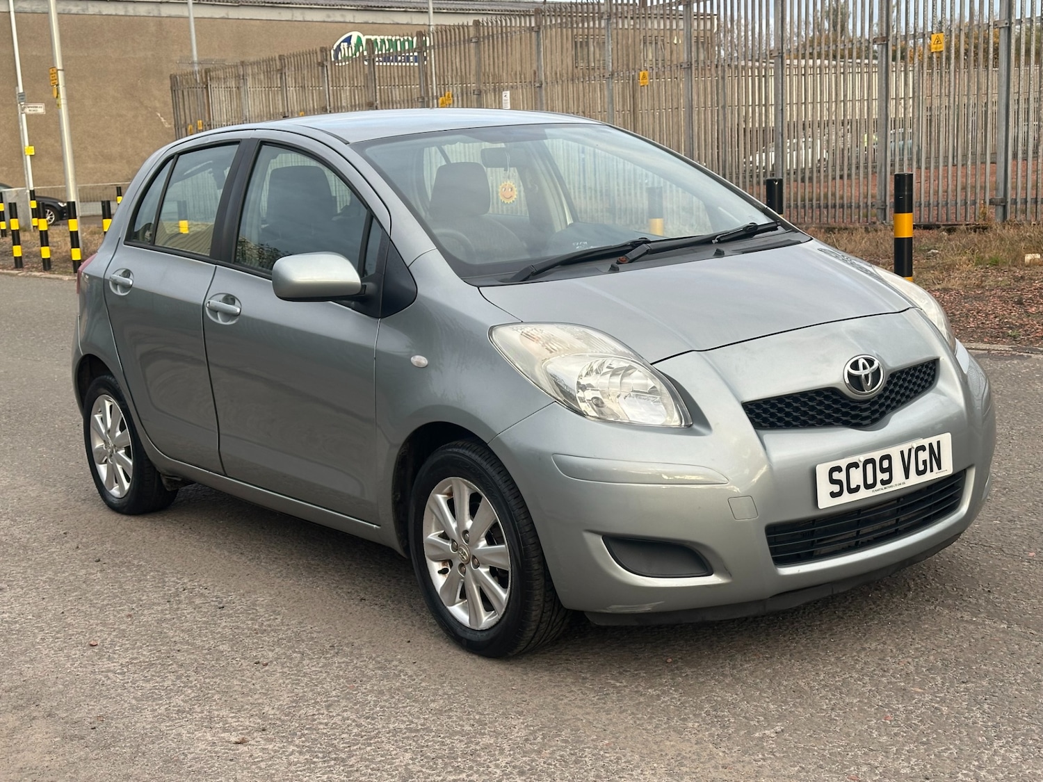 Used Toyota Yaris 2009 for sale - 76375715: Photo 20