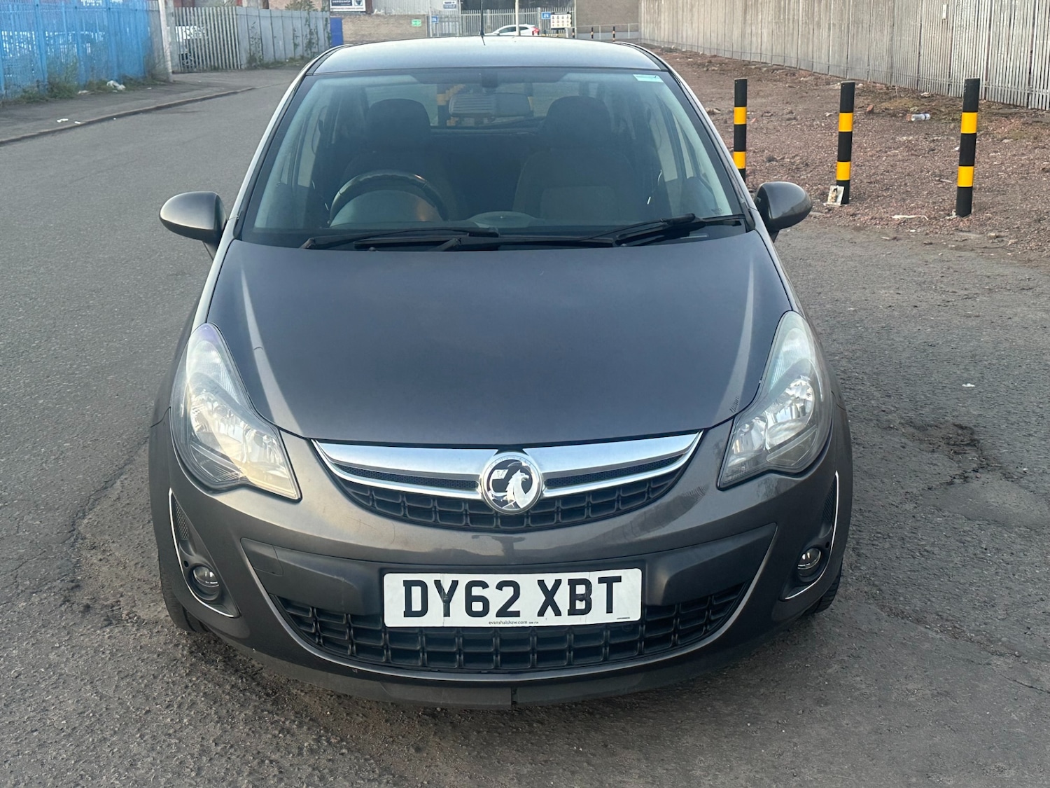 Used Vauxhall Corsa 2012 for sale - 74451448: Photo 2