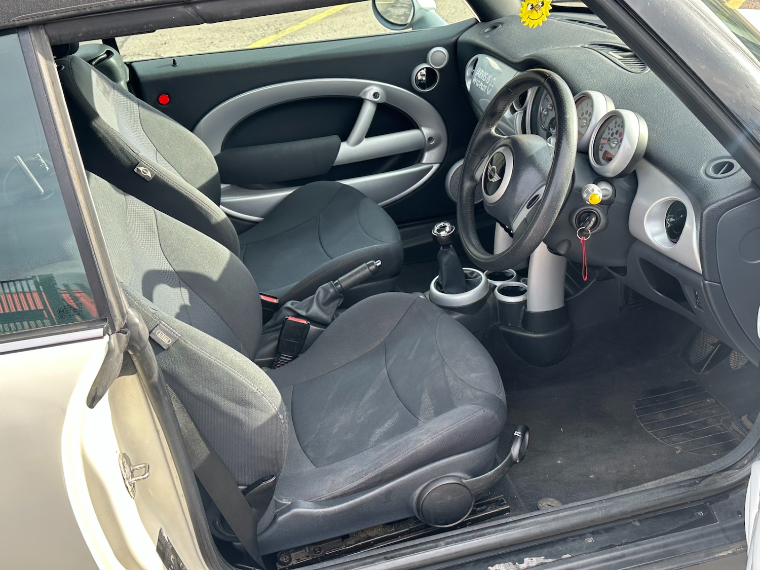 Used MINI Convertible 2008 for sale - 77637062: Photo 7