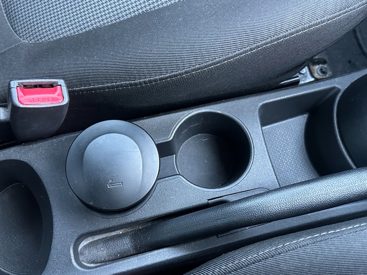 Used Hyundai i20 2014 for sale - 77873624: Photo 13