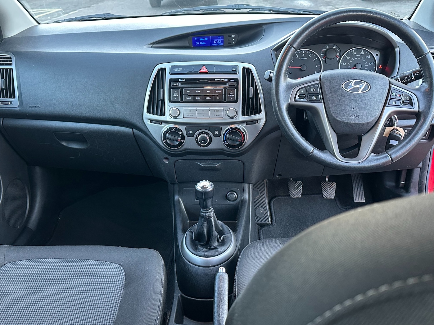 Used Hyundai i20 2014 for sale - 77873624: Photo 9