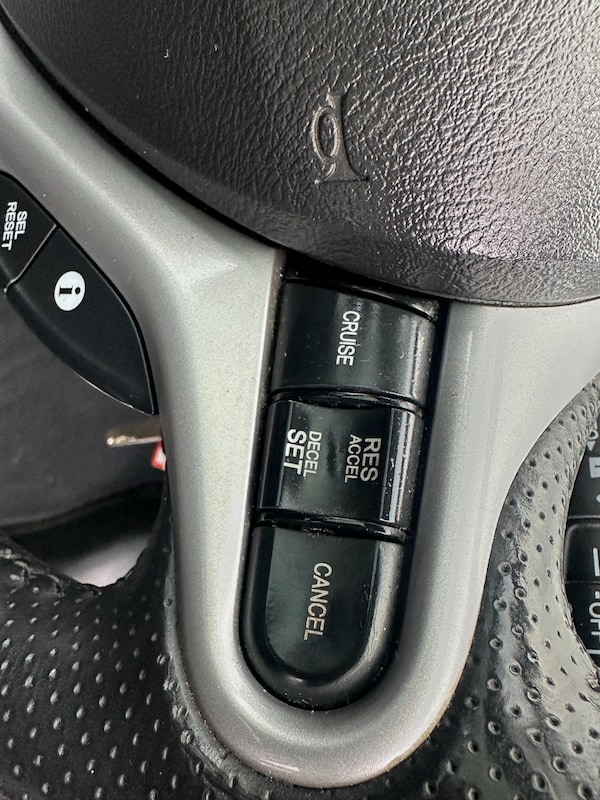 Used Honda Jazz 2011 for sale - 75375013: Photo 16