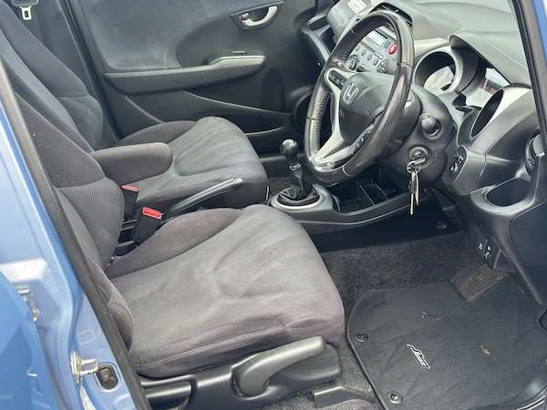 Used Honda Jazz 2011 for sale - 75375013: Photo 7