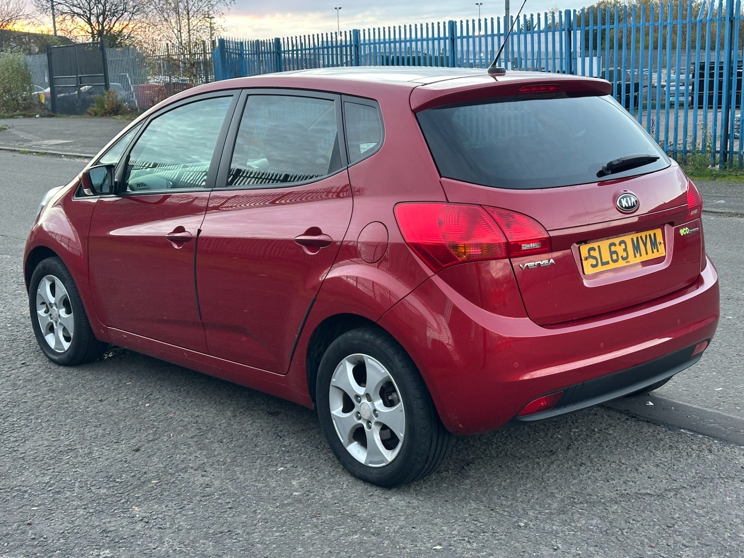 Used Kia Venga 2013 for sale - 76455603: Photo 4