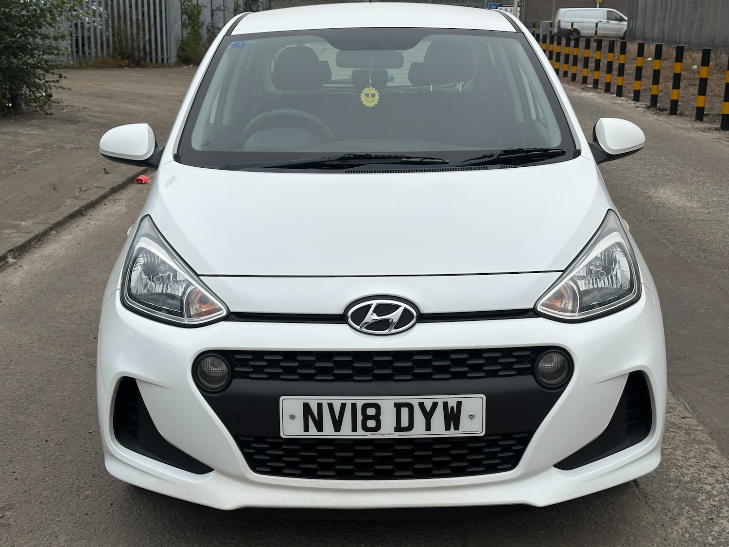 Used Hyundai i10 2018 for sale - 77073264: Photo 2