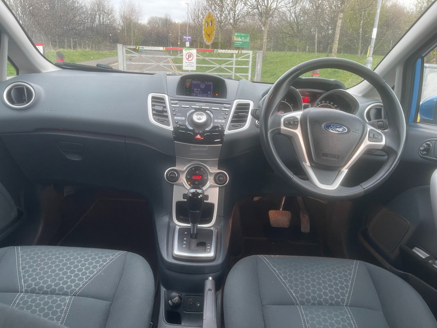 Used Ford Fiesta 2011 for sale - 78112227: Photo 9