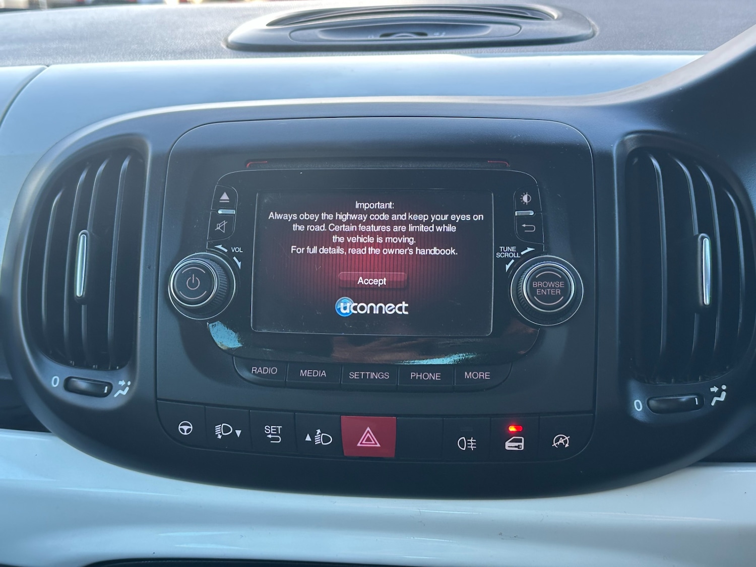 Used Fiat 500L 2014 for sale - 76117226: Photo 11