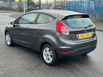 Used Ford Fiesta 2017 for sale - 79273346: Photo