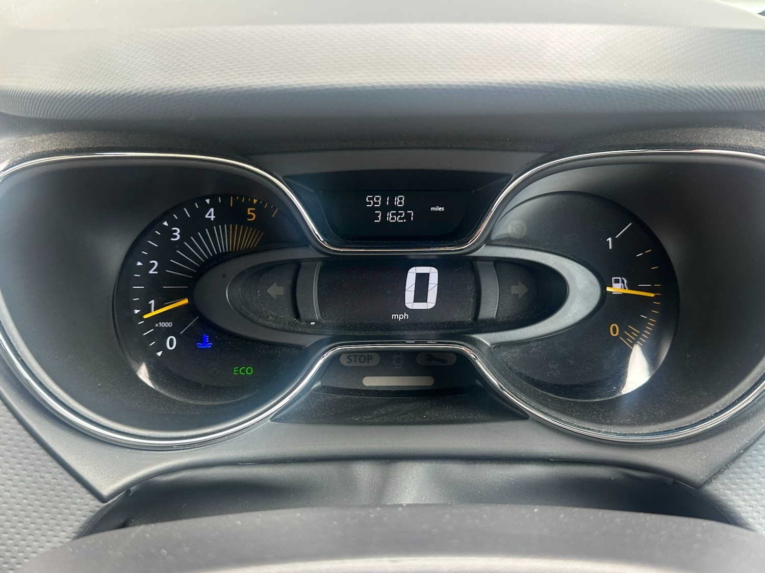 Used Renault Captur 2014 for sale - 77059187: Photo 12