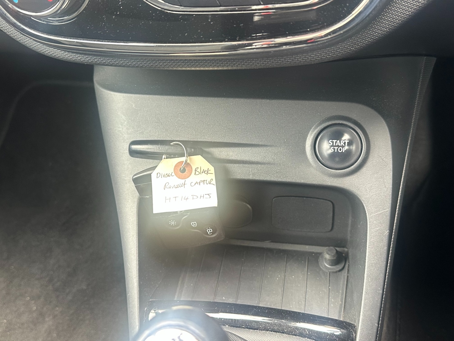 Used Renault Captur 2014 for sale - 77059187: Photo 16