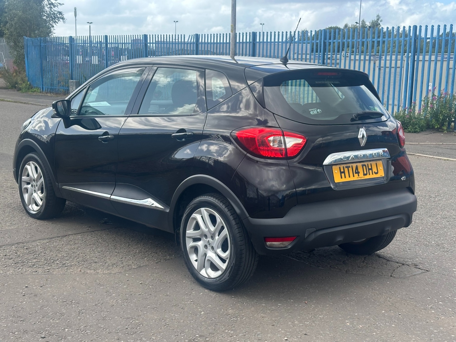 Used Renault Captur 2014 for sale - 77059187: Photo 6