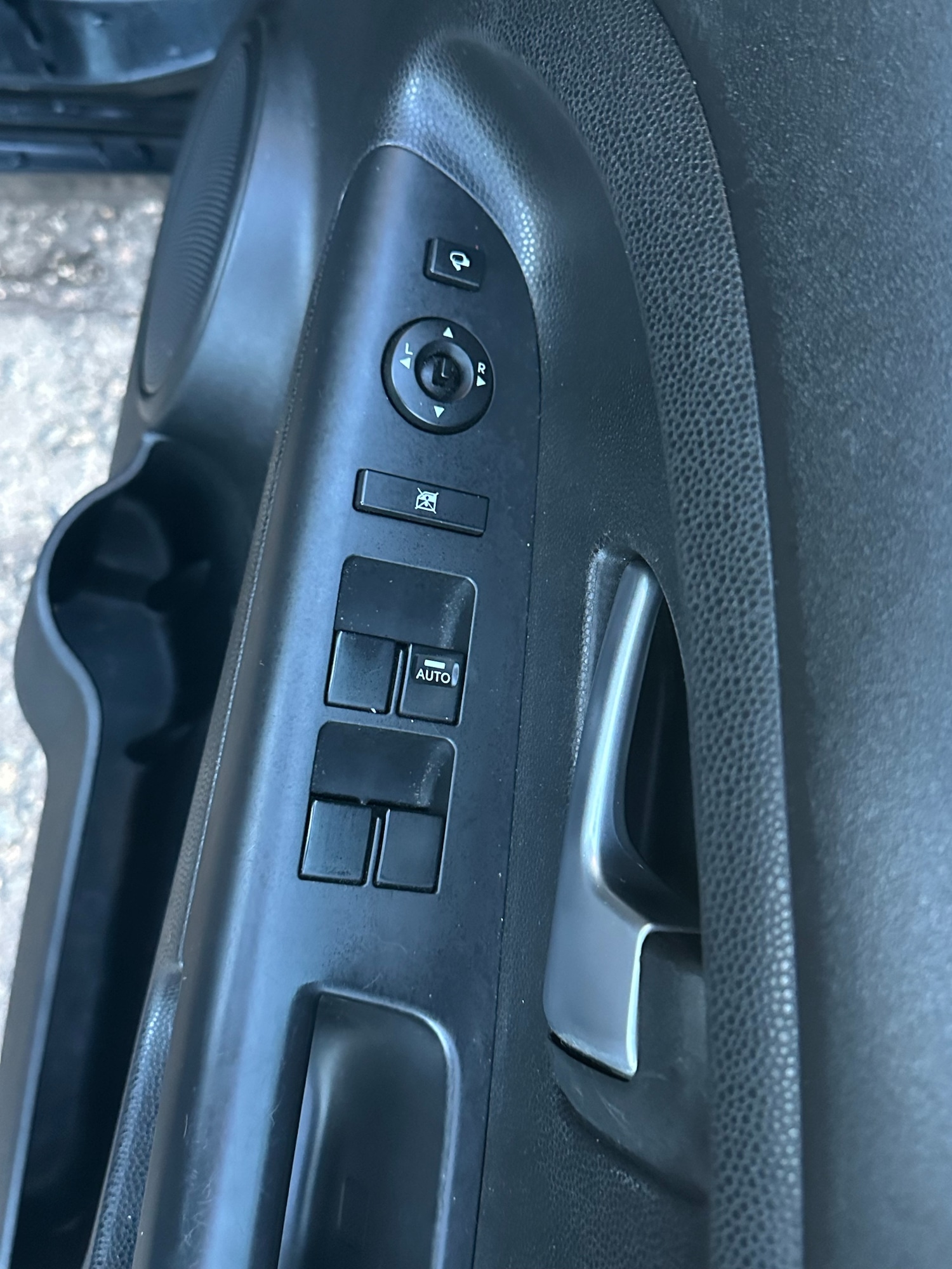 Used Kia Venga 2014 for sale - 77087130: Photo 12