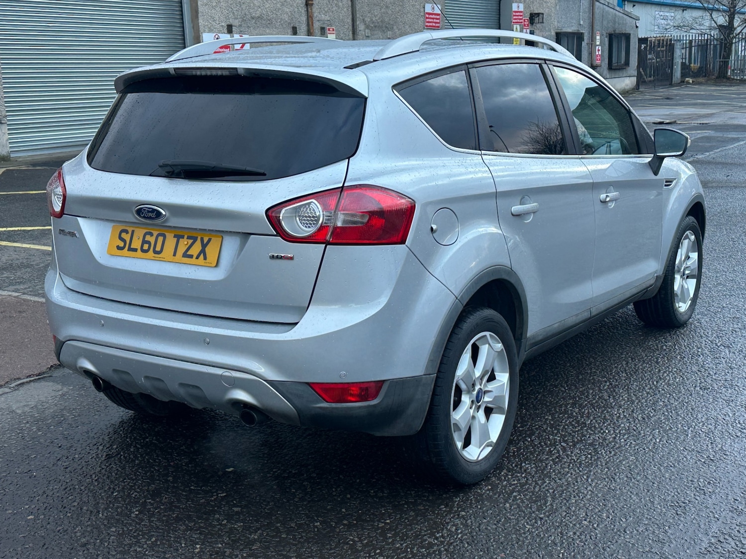 Used Ford Kuga 2010 for sale - 77483722: Photo 6