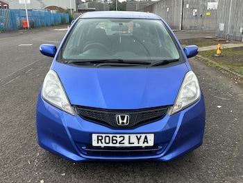Used Honda Jazz 2012 for sale - 77072980: Photo