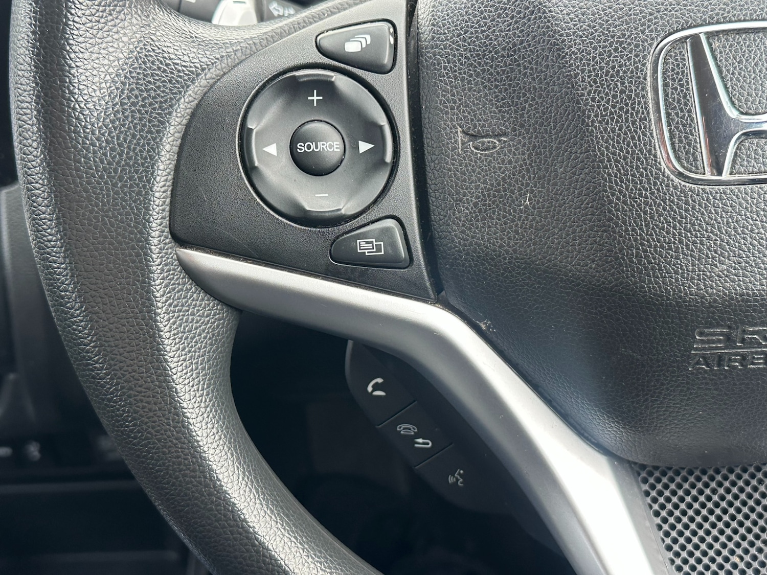 Used Honda Jazz 2016 for sale - 77637074: Photo 16