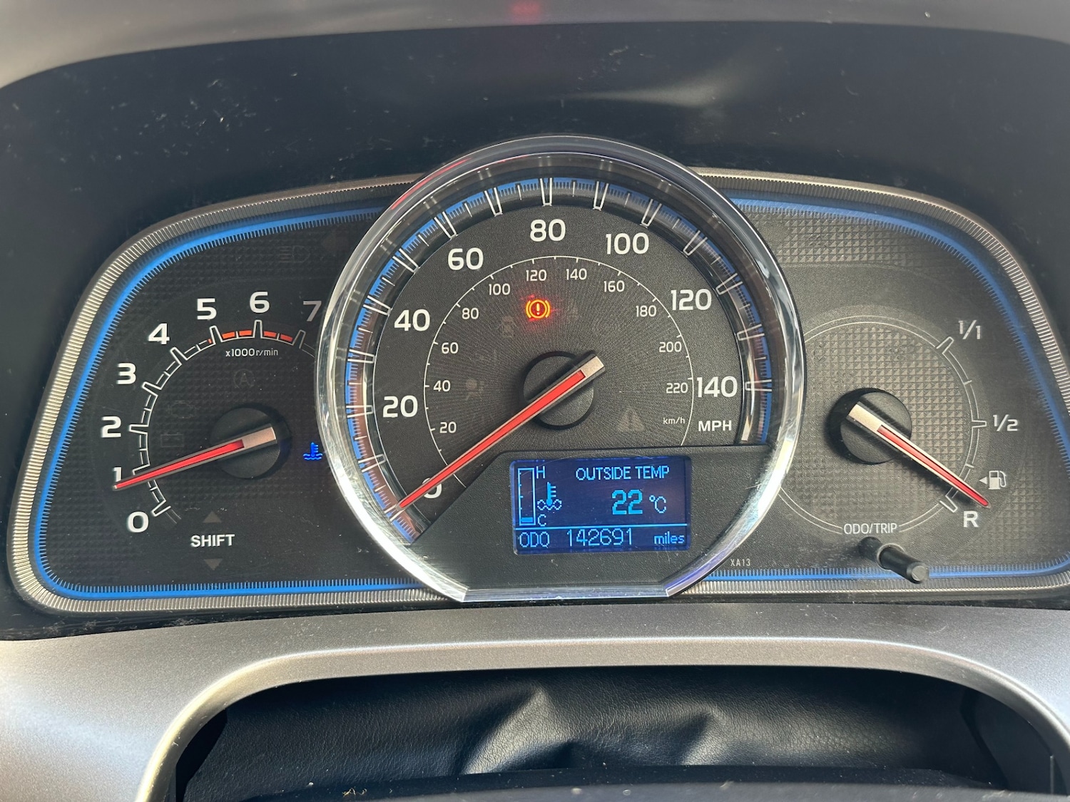 Used Toyota RAV4 2013 for sale - 76161600: Photo 11