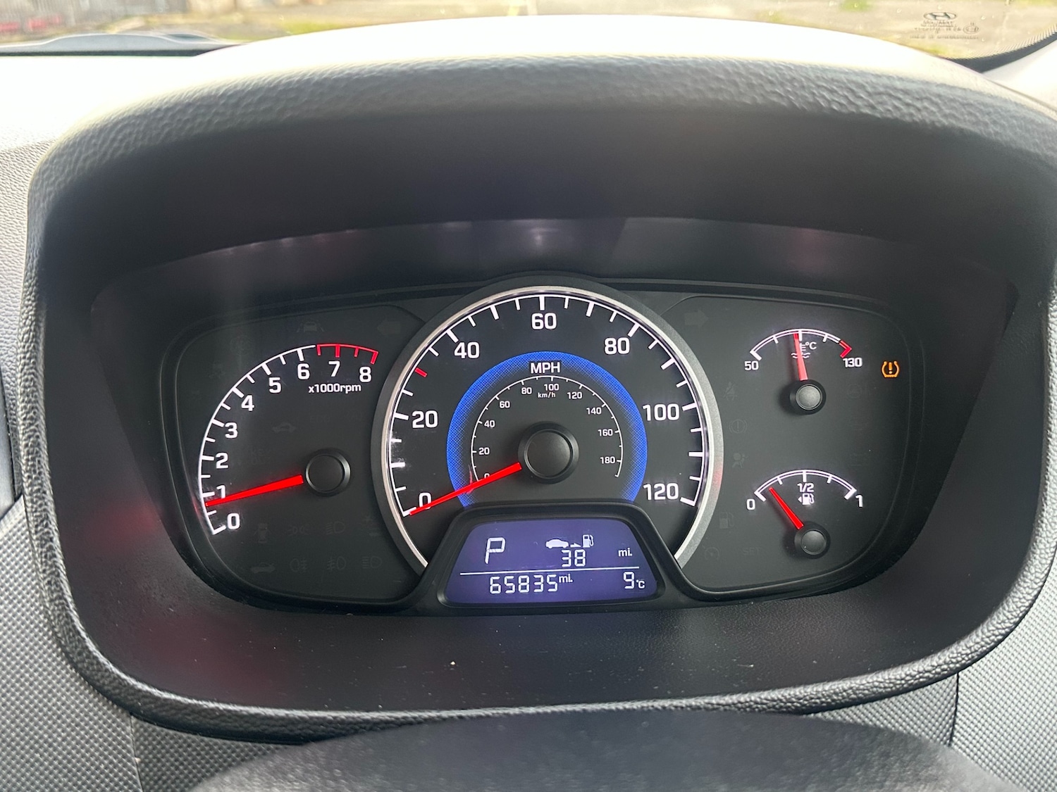 Used Hyundai i10 2018 for sale - 77073346: Photo 11