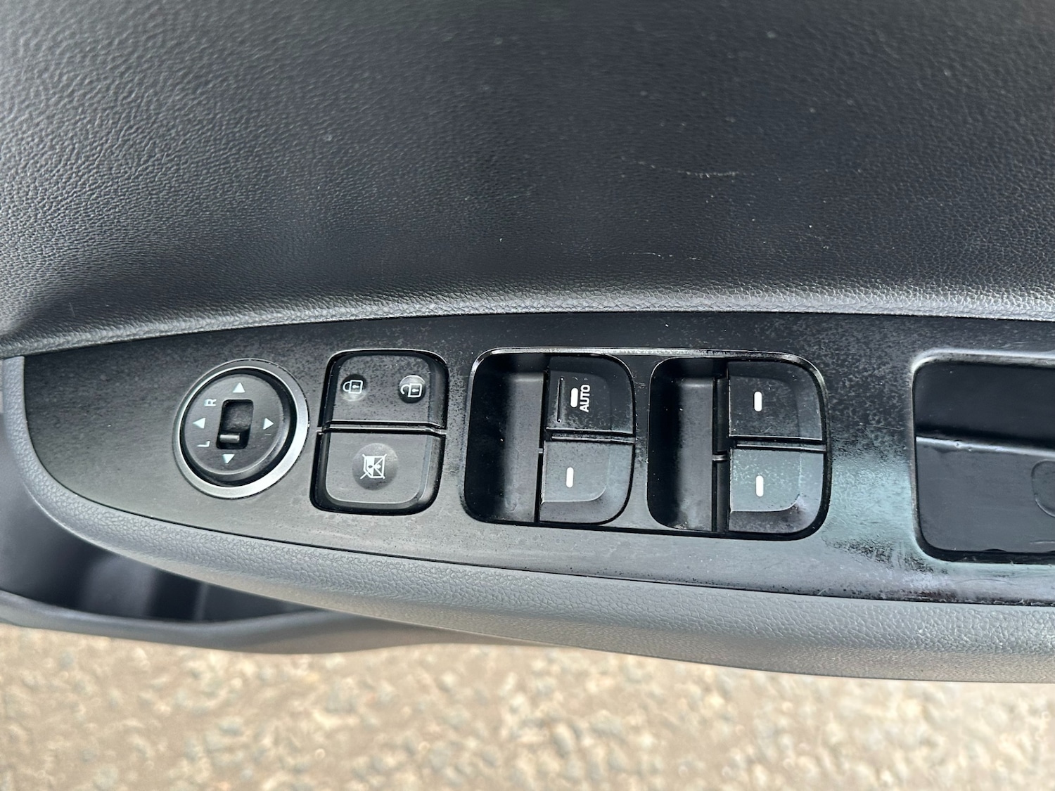 Used Hyundai i10 2018 for sale - 77073346: Photo 16