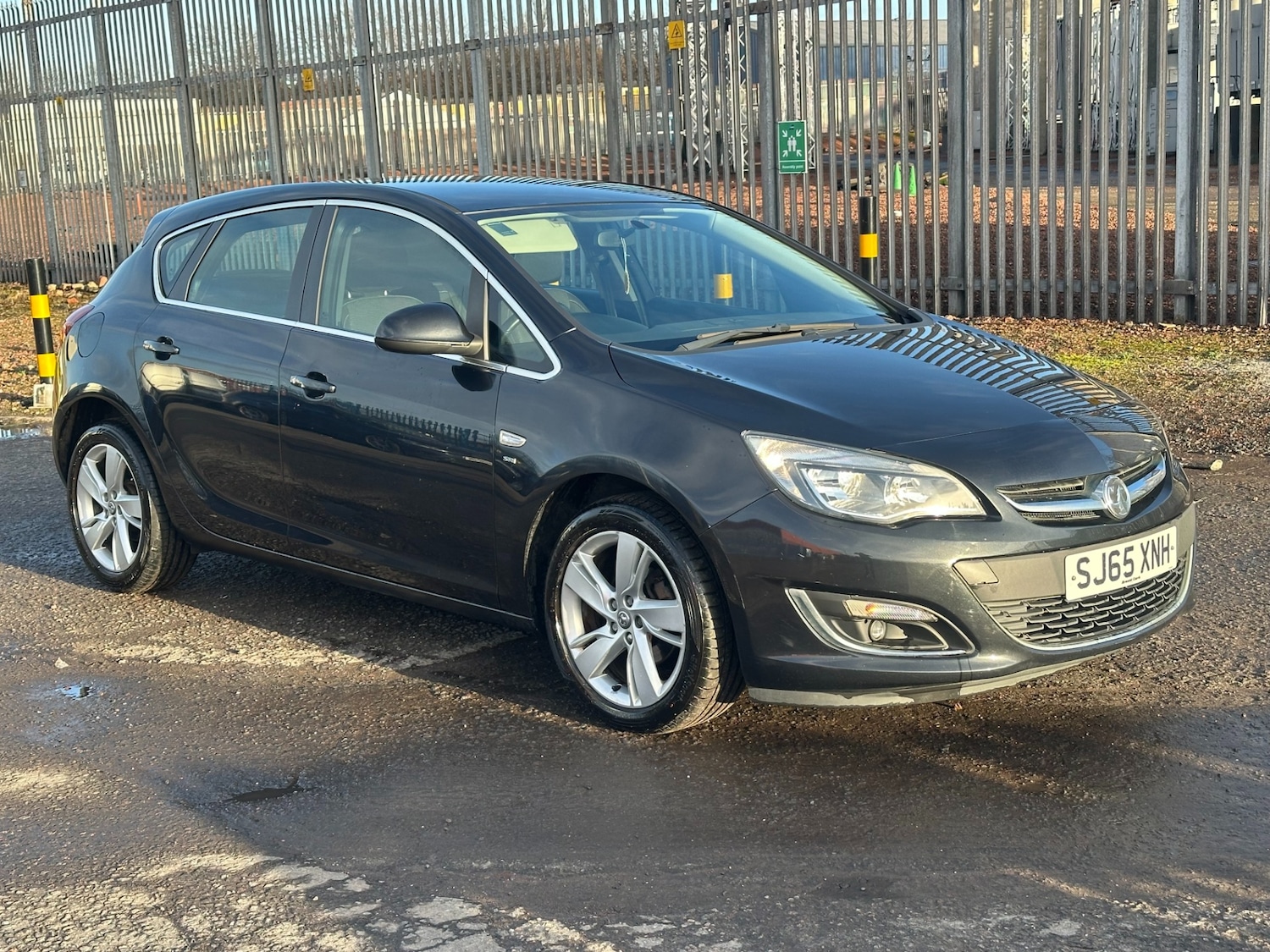 Used Vauxhall Astra 2015 for sale - 77395085: Photo 21