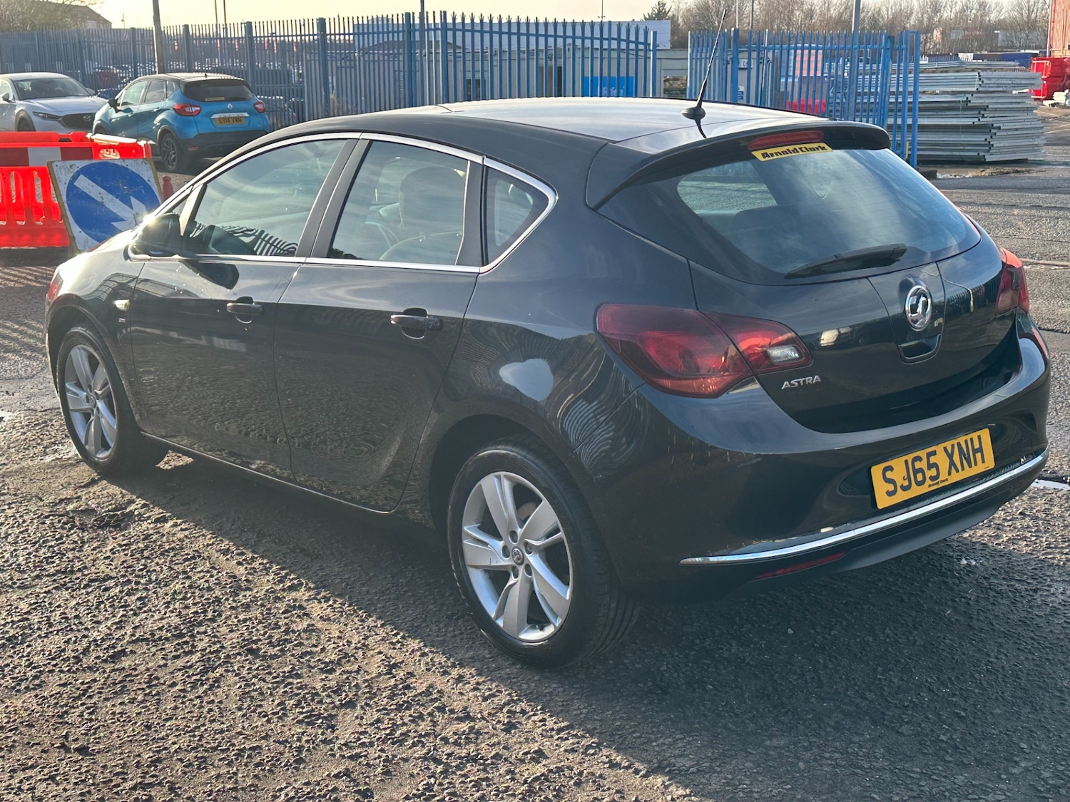 Used Vauxhall Astra 2015 for sale - 77395085: Photo 4