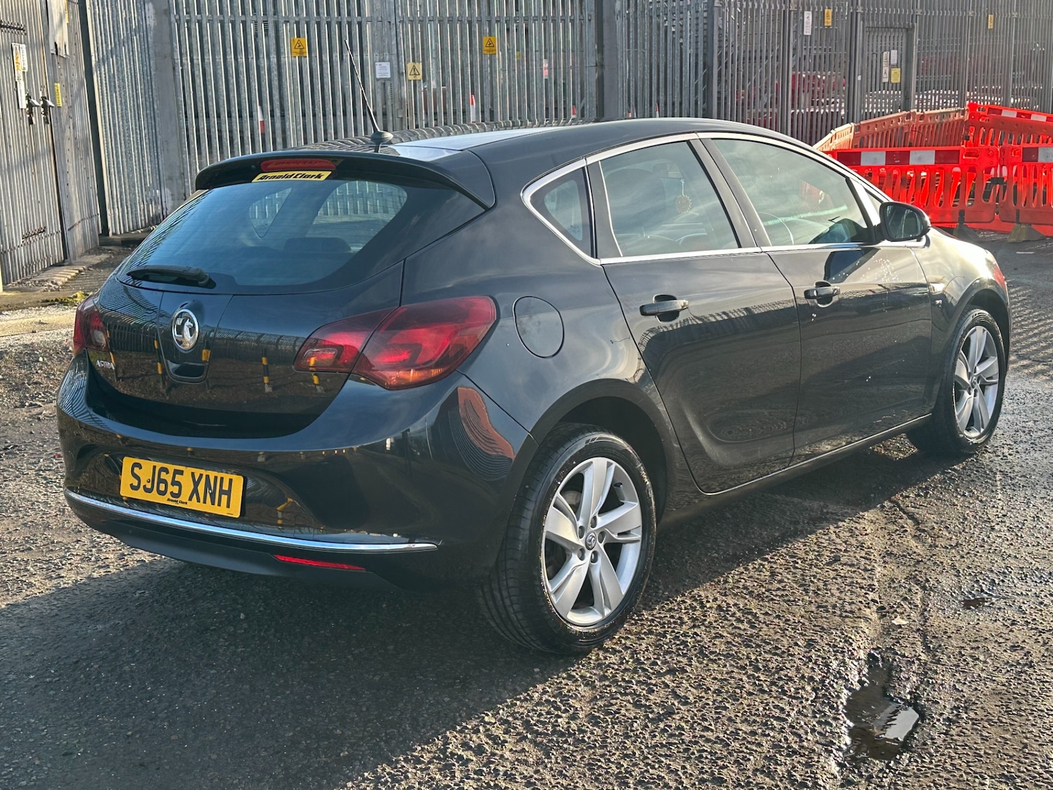 Used Vauxhall Astra 2015 for sale - 77395085: Photo 6