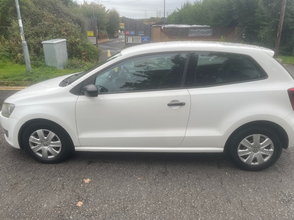 Used Volkswagen Polo 2011 for sale - 76181927: Photo 6