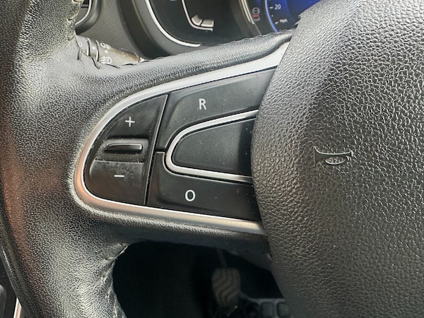 Used Renault Scenic 2017 for sale - 75542521: Photo 17