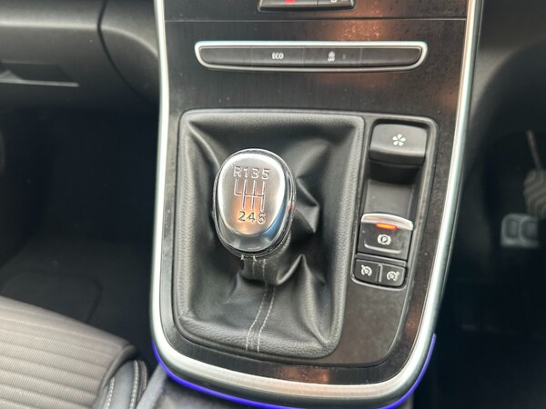 Used Renault Scenic 2017 for sale - 75542521: Photo 18
