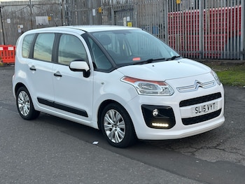 Used Citroen C3 Picasso 2015 for sale - 77077894: Photo