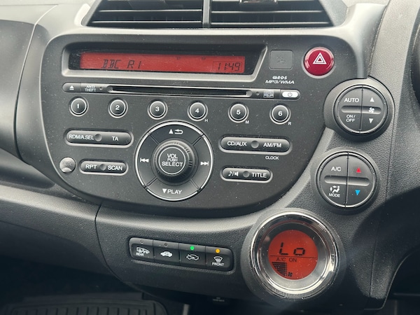 Used Honda Jazz 2014 for sale - 75558925: Photo 12
