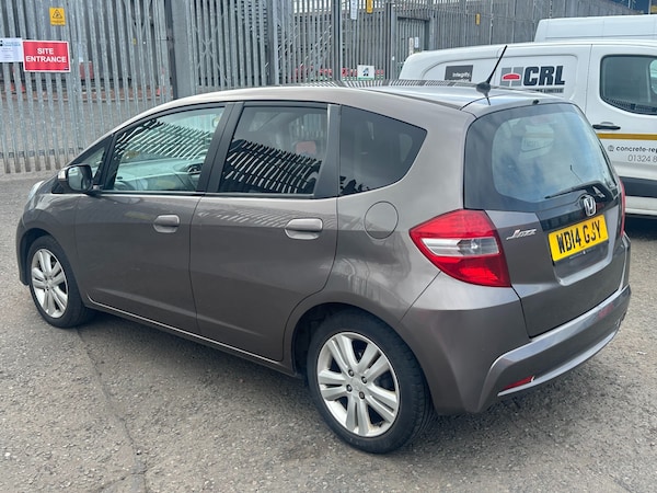 Used Honda Jazz 2014 for sale - 75558925: Photo 4